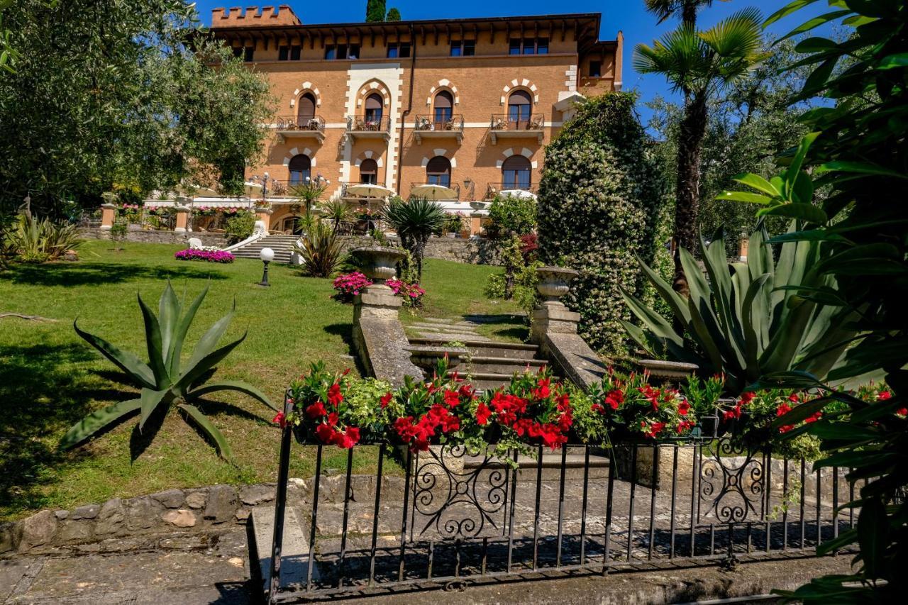 Hotel Bellevue Gardone Riviera Exterior foto