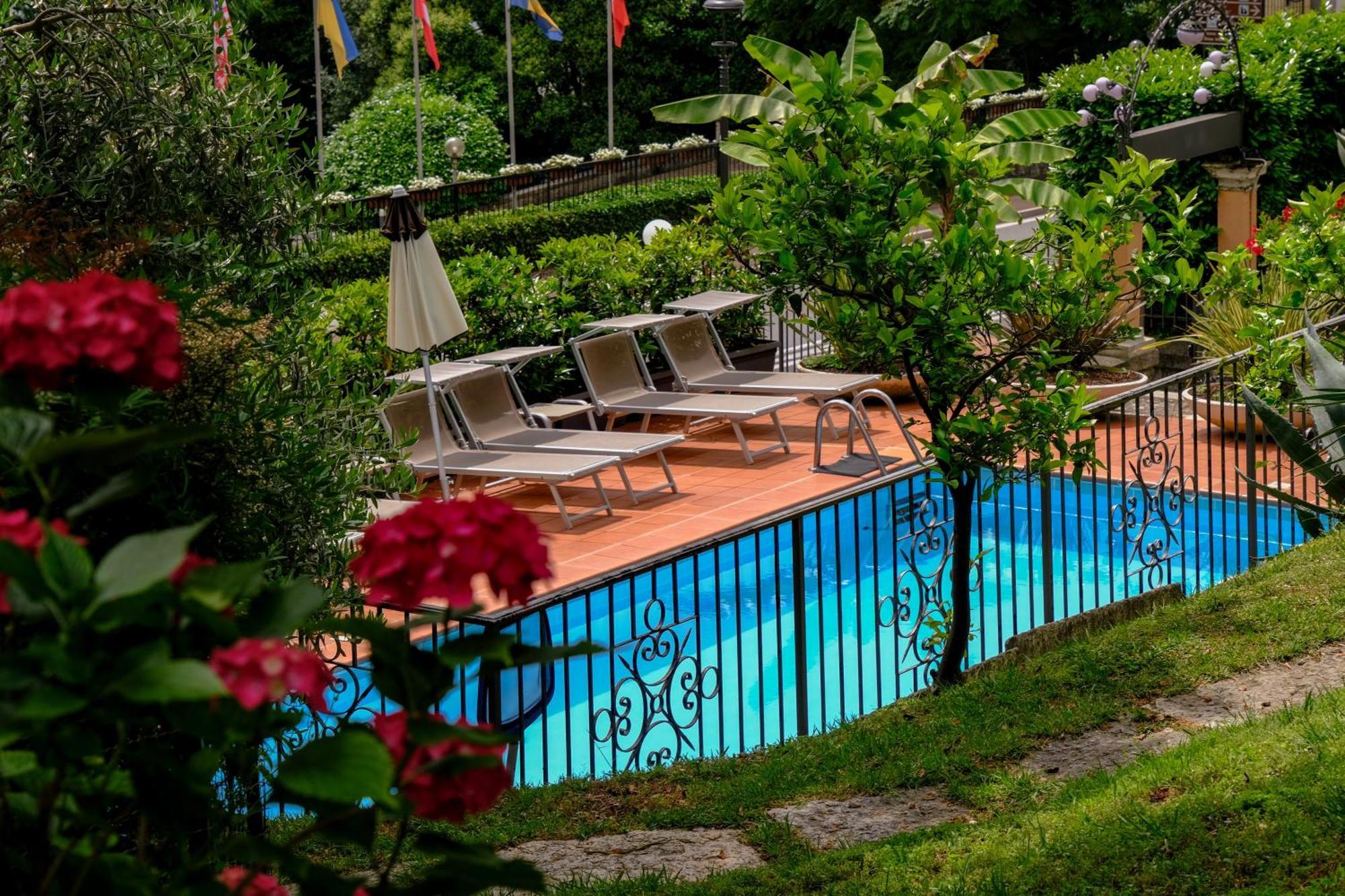 Hotel Bellevue Gardone Riviera Exterior foto